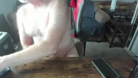 Snapshot of budnsocalii chatting on February 14, 7:33 pm Bud online show from February 14, 7:33 pm