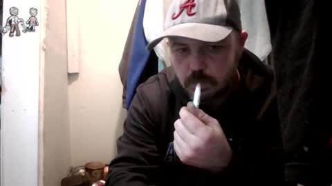 Snapshot of budsonly33 chatting on January 13, 1:49 pm budsonly33 online show from January 13, 1:49 pm