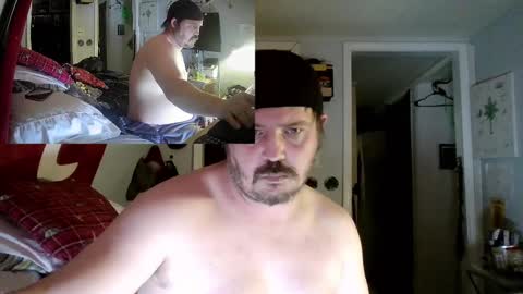 Snapshot of budsonly33 chatting on January 6, 6:31 pm budsonly33 online show from January 6, 6:31 pm