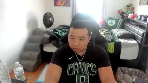 buffsexyman24 online show from March 7, 3:54 pm