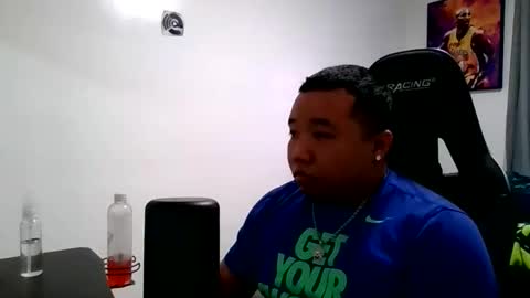 buffsexyman24 online show from March 1, 4:50 pm