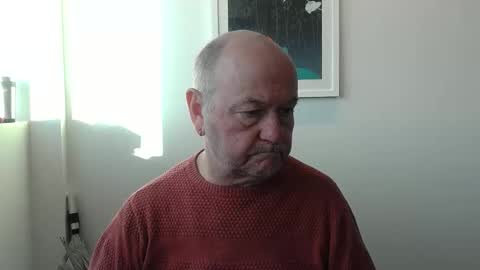 Snapshot of buggemann chatting on October 1, 6:50 am buggemann online show from October 1, 6:50 am