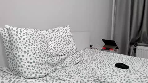 Chris online show from November 27, 4:38 am