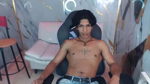 bull_cam online show from November 13, 7:29 pm