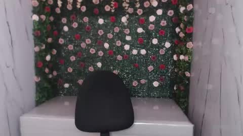 bull_cam online show from November 3, 7:48 pm