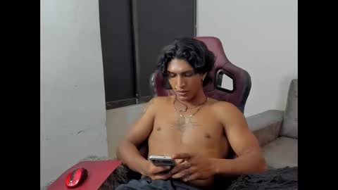 bull_cam online show from March 10, 5:13 am