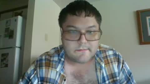 Snapshot of bulldoggie4669 chatting on October 20, 6:45 pm bulldoggie4669 online show from October 20, 6:45 pm