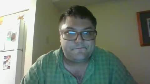 Snapshot of bulldoggie4669 chatting on October 4, 7:18 pm bulldoggie4669 online show from October 4, 7:18 pm