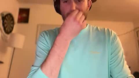 bumlover4567 online show from April 10, 1:56 am