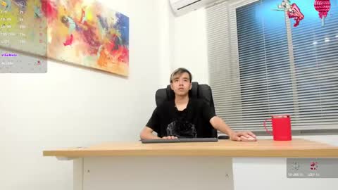 Snapshot of bunny_maxxi chatting on March 6, 12:19 pm bunny online show from March 6, 12:19 pm