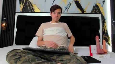 bunny online show from December 19, 12:46 pm