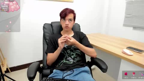 Snapshot of bunny_maxxi chatting on September 18, 12:40 pm bunny online show from September 18, 12:40 pm