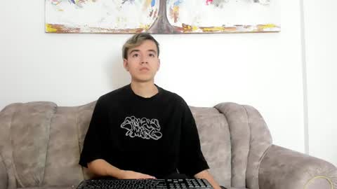 Snapshot of bunny_maxxi chatting on February 18, 12:17 pm bunny online show from February 18, 12:17 pm