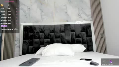 Snapshot of bunny_maxxi chatting on December 11, 12:27 pm bunny online show from December 11, 12:27 pm