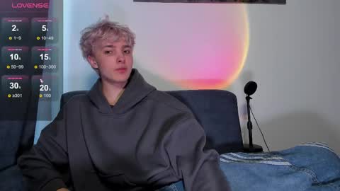 BunnyBlush online show from April 23, 6:40 am