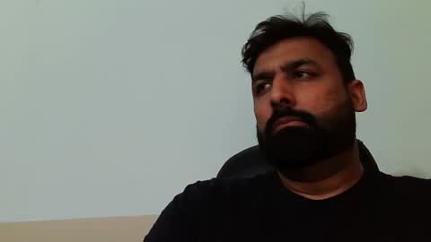 Snapshot of burlymonster chatting on February 1, 5:05 pm Hairy Arabian online show from February 1, 5:05 pm