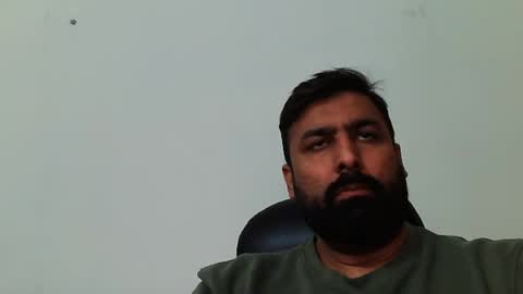 Snapshot of burlymonster chatting on February 7, 9:58 am Hairy Arabian online show from February 7, 9:58 am