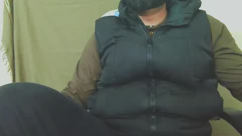 Snapshot of burlymonster chatting on December 12, 3:59 pm Hairy Arabian online show from December 12, 3:59 pm