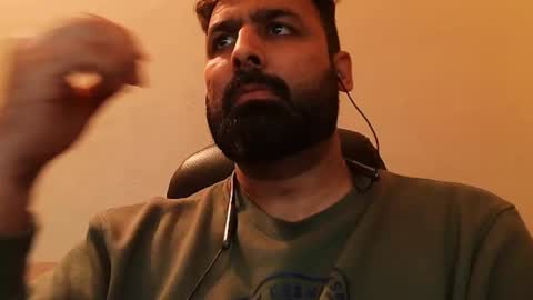 Snapshot of burlymonster chatting on January 12, 4:18 pm Hairy Arabian online show from January 12, 4:18 pm