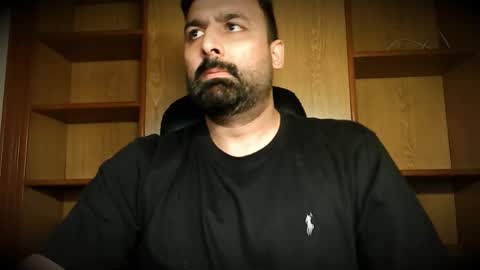 Snapshot of burlymonster chatting on October 8, 4:50 am Hairy Arabian online show from October 8, 4:50 am
