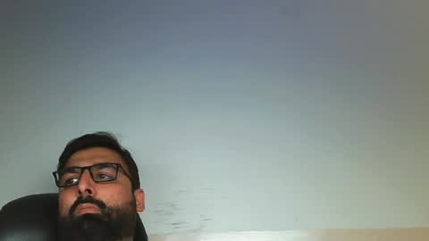 Snapshot of burlymonster chatting on February 15, 4:34 pm Hairy Arabian online show from February 15, 4:34 pm
