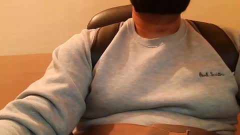 Snapshot of burlymonster chatting on December 22, 7:52 pm Hairy Arabian online show from December 22, 7:52 pm