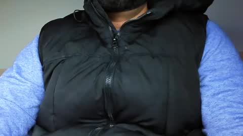 Snapshot of burlymonster chatting on December 3, 4:50 pm Hairy Arabian online show from December 3, 4:50 pm