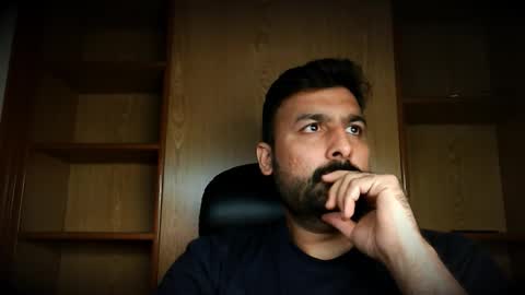 Snapshot of burlymonster chatting on October 12, 4:12 pm Hairy Arabian online show from October 12, 4:12 pm