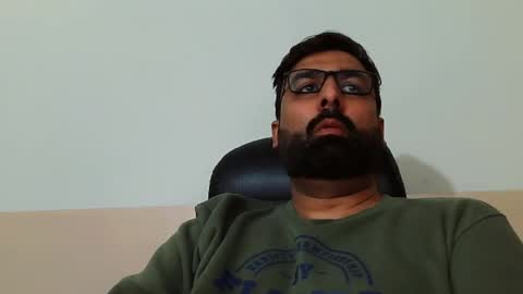 Snapshot of burlymonster chatting on February 12, 4:12 am Hairy Arabian online show from February 12, 4:12 am