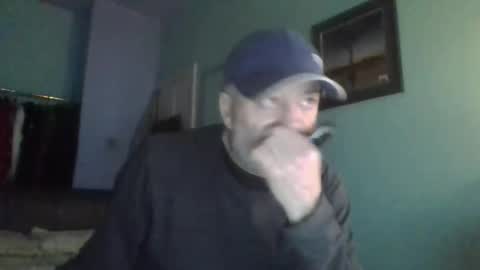 burnleyguy1977 online show from March 30, 2:34 am