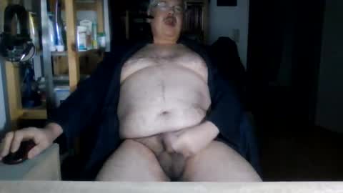 Snapshot of busibaer666 chatting on February 18, 1:54 am busi online show from February 18, 1:54 am