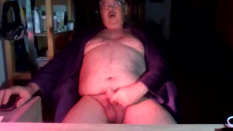 Snapshot of busibaer666 chatting on January 23, 2:23 am busi online show from January 23, 2:23 am