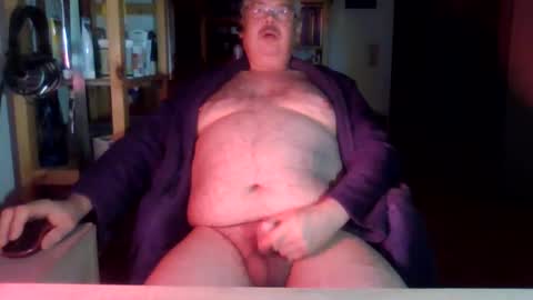 Snapshot of busibaer666 chatting on January 12, 4:00 am busi online show from January 12, 4:00 am