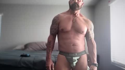 Snapshot of bustedsprockets chatting on February 25, 5:25 pm Pocket Daddy cockring gaycouple cockring lovense daddy online show from February 25, 5:25 pm
