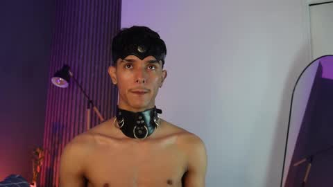 Snapshot of busterspinter chatting on March 9, 7:12 am Buster independent model online show from March 9, 7:12 am