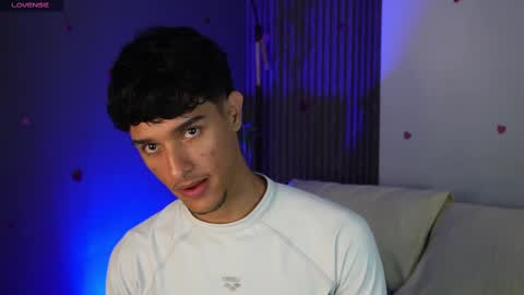Snapshot of busterspinter chatting on February 26, 8:04 am Buster independent model online show from February 26, 8:04 am