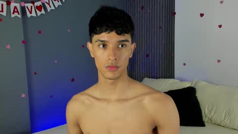 Snapshot of busterspinter chatting on February 18, 7:54 am Buster independent model online show from February 18, 7:54 am