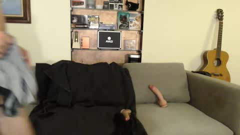 but4urpleasure online show from April 12, 1:31 am