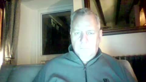 Owen online show from February 10, 6:29 am