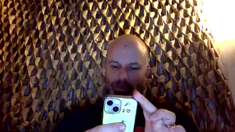 Snapshot of buurman1982isback chatting on January 27, 9:44 pm buurman1982isback online show from January 27, 9:44 pm
