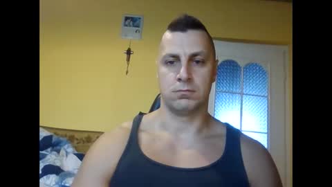 Snapshot of bzykacz1988 chatting on October 5, 11:03 am bzykacz1988 online show from October 5, 11:03 am