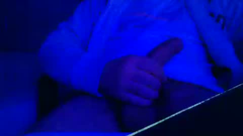 Snapshot of c534963 chatting on December 4, 11:02 pm supersperm online show from December 4, 11:02 pm