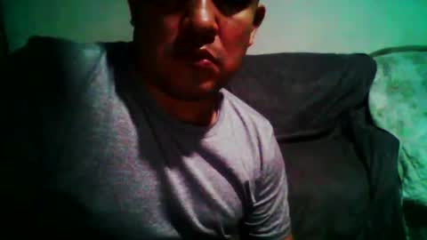 Snapshot of cachito83915 chatting on September 11, 4:33 am Cachudosexy online show from September 11, 4:33 am