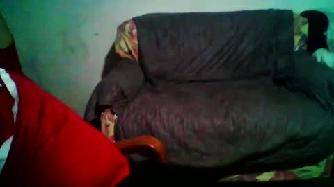 Snapshot of cachito83915 chatting on September 19, 4:35 am Cachudosexy online show from September 19, 4:35 am