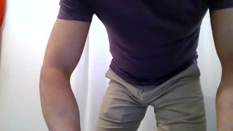 caco4639 online show from January 15, 9:39 pm