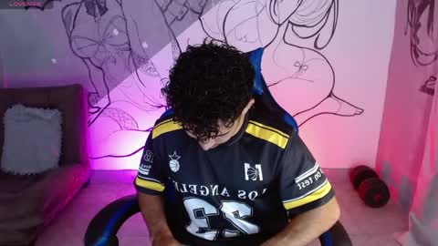 caius online show from May 4, 12:51 pm