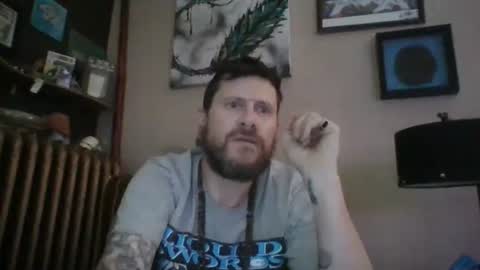 Snapshot of cajunpersuasion143 chatting on January 31, 6:46 am cajunpersuasion143 online show from January 31, 6:46 am