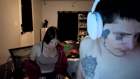 cakevoid online show from February 4, 5:13 am