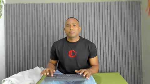 caleb online show from October 4, 3:17 pm