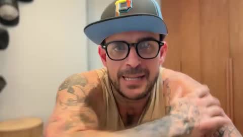 CaliforniaBrazilian online show from June 10, 11:27 pm